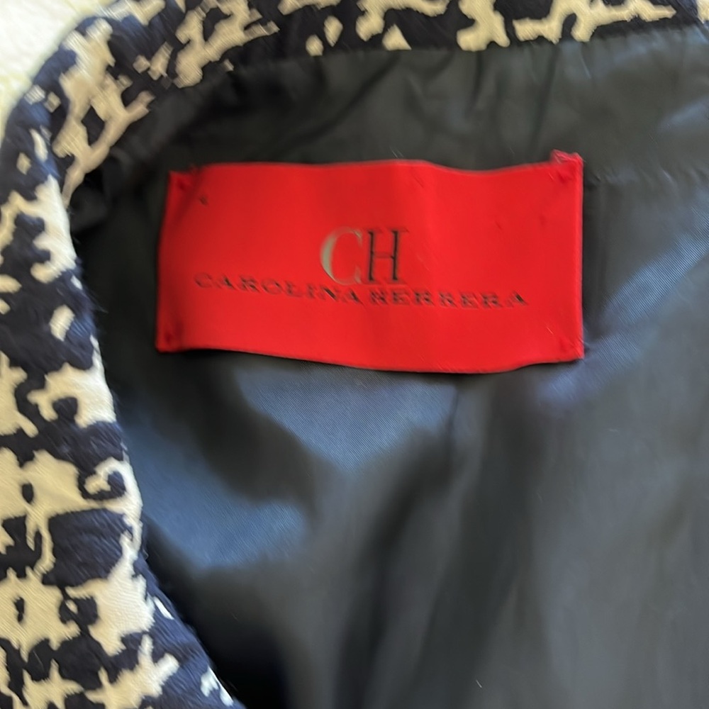 Carolina Herrera Black and White Patterned Blazer Jacket - Picture 5 of 6